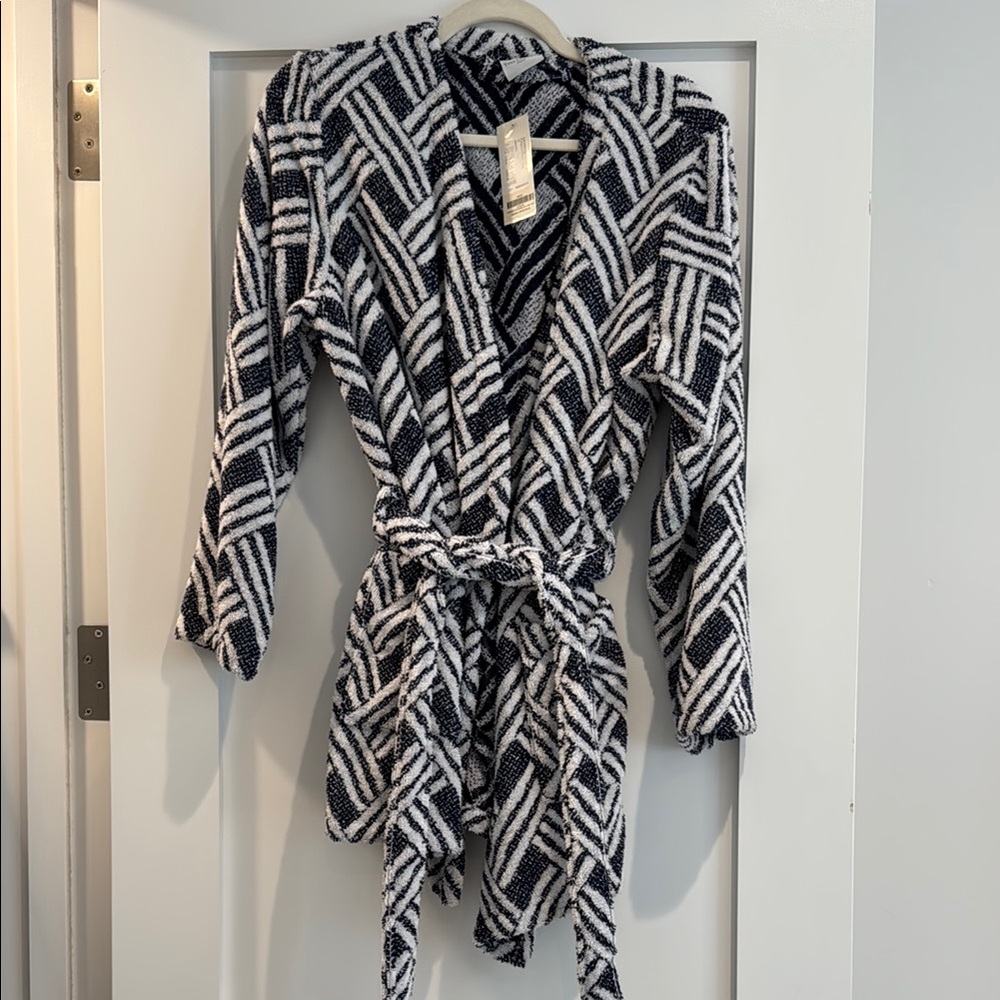 NWT Yves Delorme Paris Robe/Cover-up Navy & White